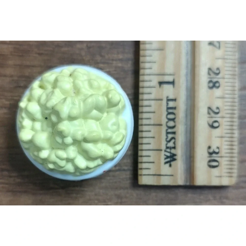 Dollhouse Miniature Bowl of Popcorn B14
